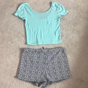 Cute outfit size L